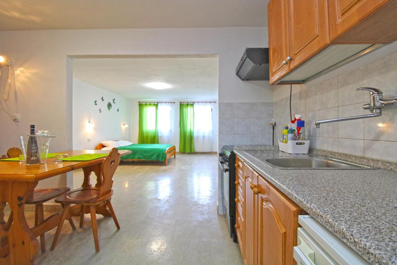 Apartman Vesna 718