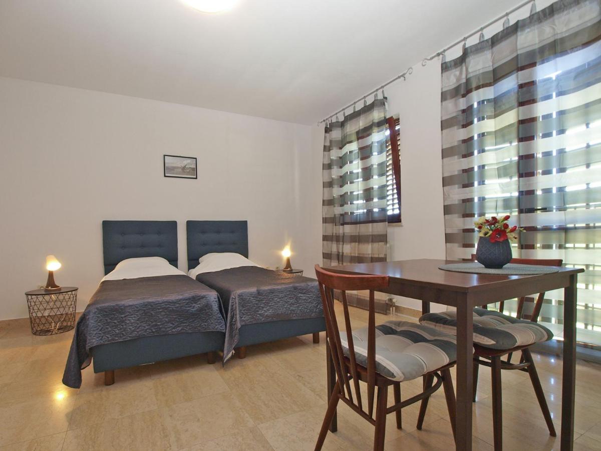 Vesna 718 Apartman